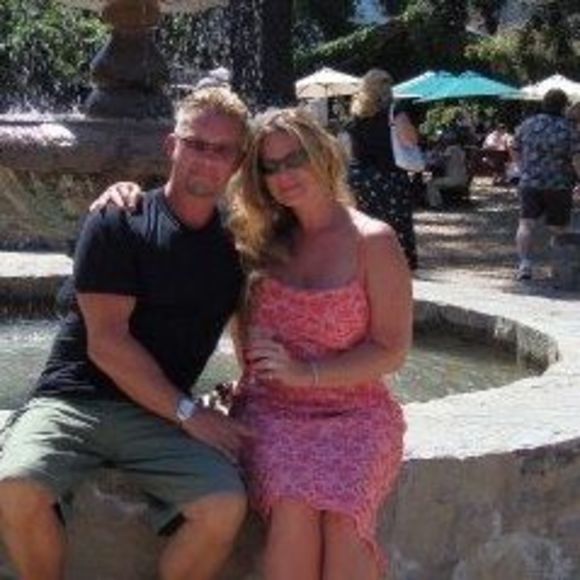 Meet your Posher, Dawn ❤️❤️🌺Ambassador❤️❤️🌺 - Picture 1 of 1